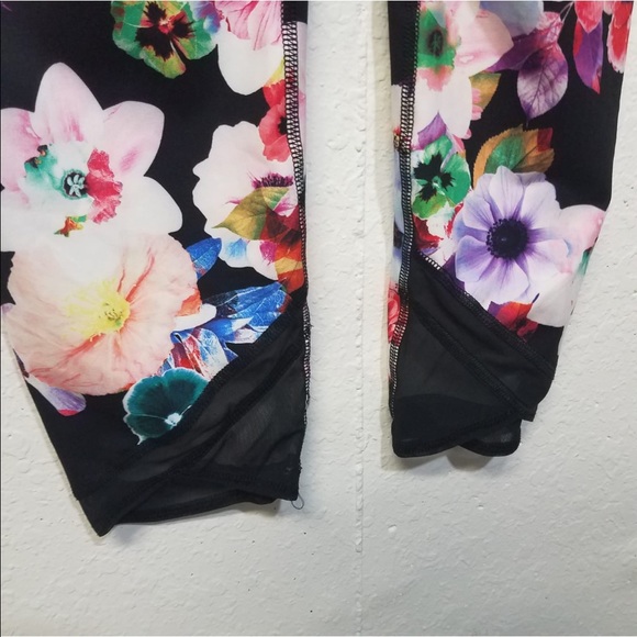OLD NAVY ACTIVE GODRY Floral Pants Small - Picture 5 of 8